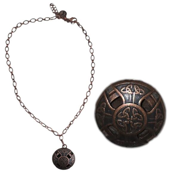 Women's Celtic Cross Copper Aromatherapy Diffuser Pendant Necklace Scent Chamber - Picture 3 of 6